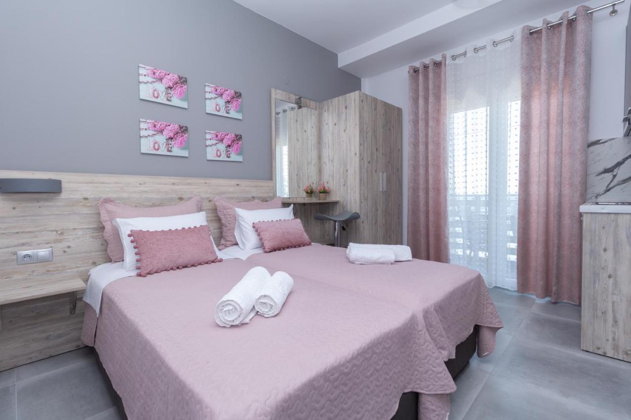 Golden Seaside 1 Apartment Nea Roda Exterior foto